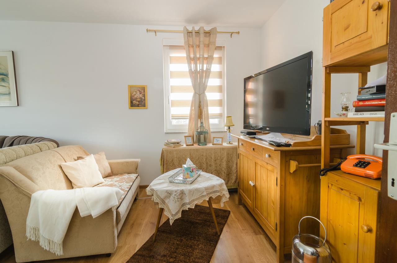 Apartment 10 Visoko Luaran gambar
