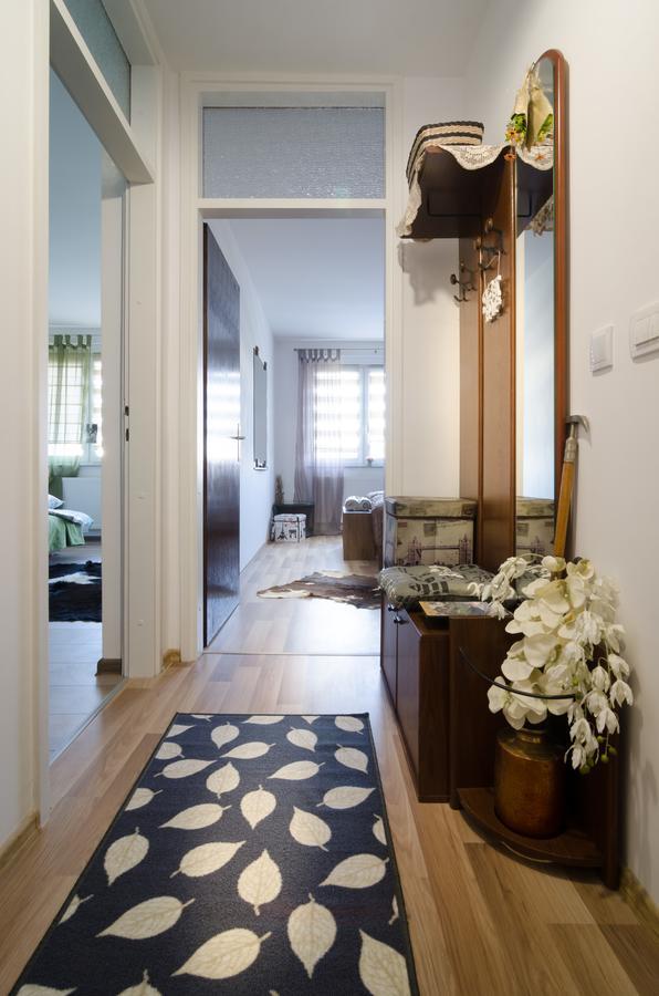Apartment 10 Visoko Luaran gambar